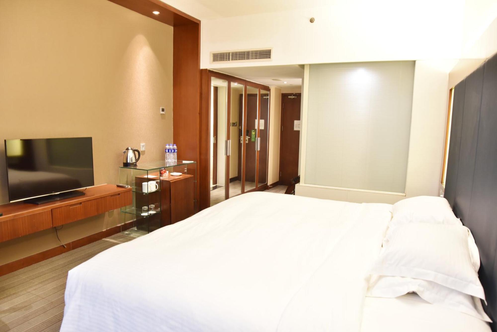 Holiday Inn Shanghai Pudong By Ihg Eksteriør billede